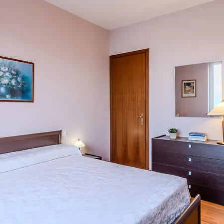 Lella By Interhome Appartamento